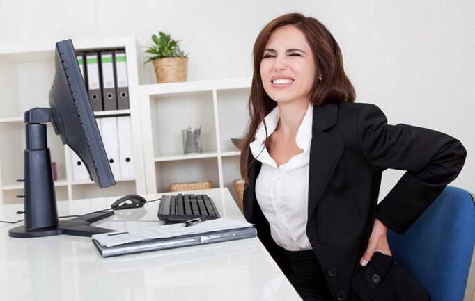 mal di schiena dovuto all'osteocondrosi toracica